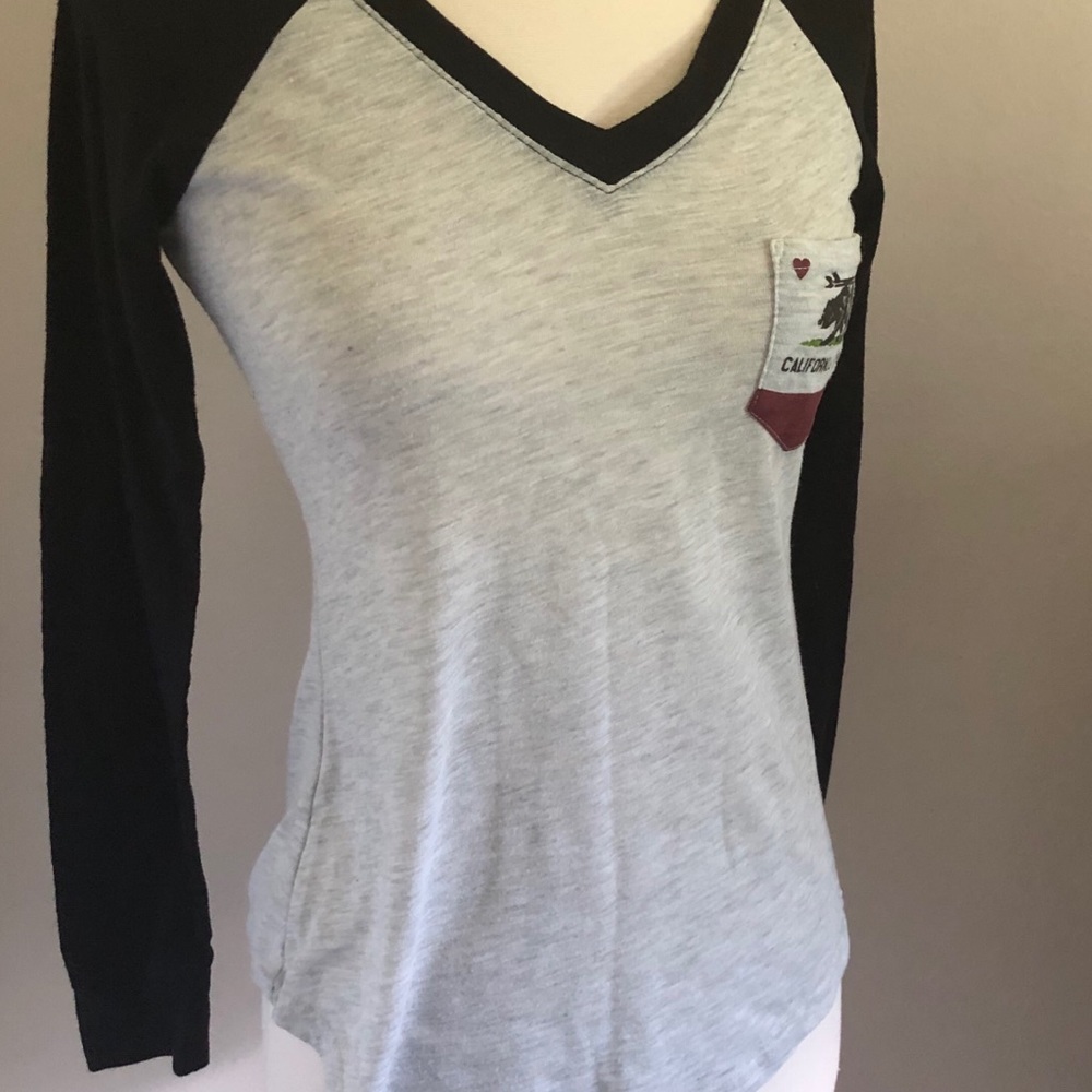 Reflex California Tee. Long sleeves. Size S